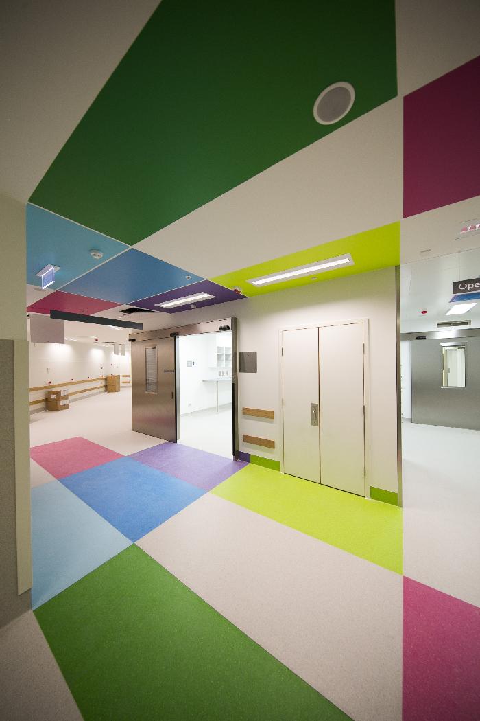 医院设计中运用丰富的色彩